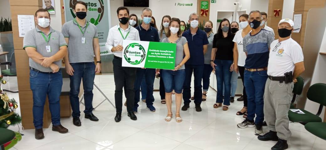 Capa Entidades recebem prêmio simbólico da campanha ''Juntos Fazemos o Bem''