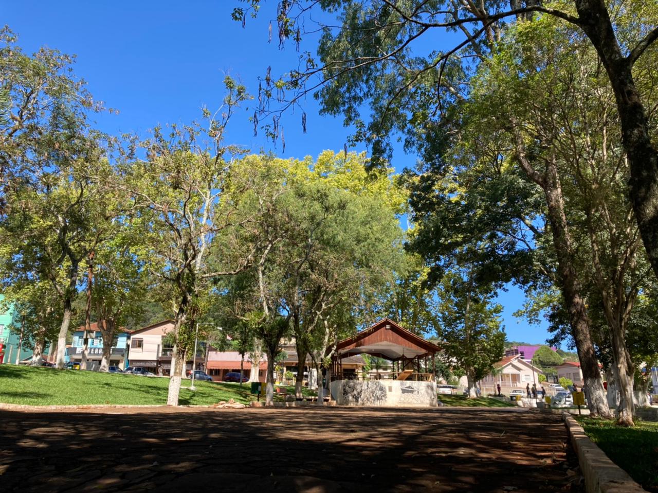 Capa Administração Municipal reforça cuidados para a população evitar aglomeração e visitas em feriado de Páscoa