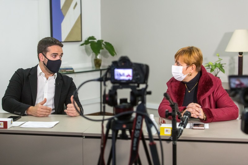 Capa Balanço da imunização: 83% dos municípios alcançaram a meta de vacinar a população com 18 anos ou mais