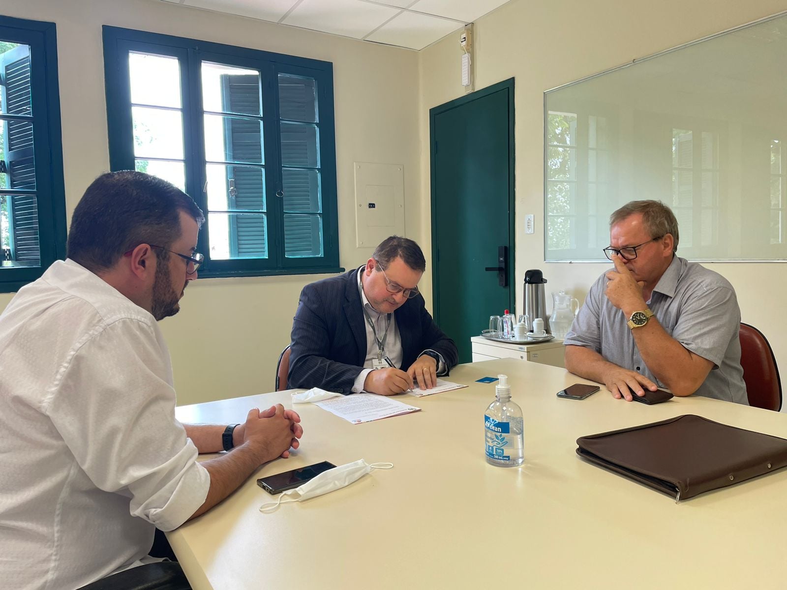 Capa Prefeito Leonir pede mais efetivo para a Brigada Militar