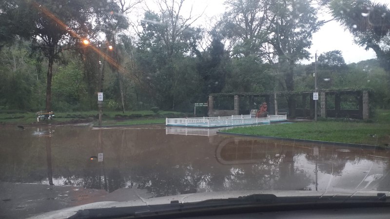 Capa Iraí tem pontos de alagamentos por causa da chuva