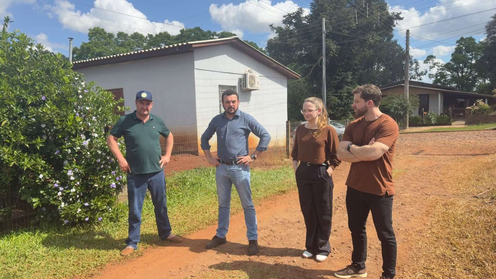 Capa Prefeitura de Erval Seco avalia necessidade de calçamento no Distrito Coronel Finzito