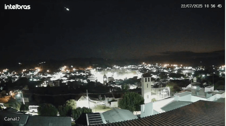 Capa Objeto luminoso cai do céu e intriga moradores de Erval Seco