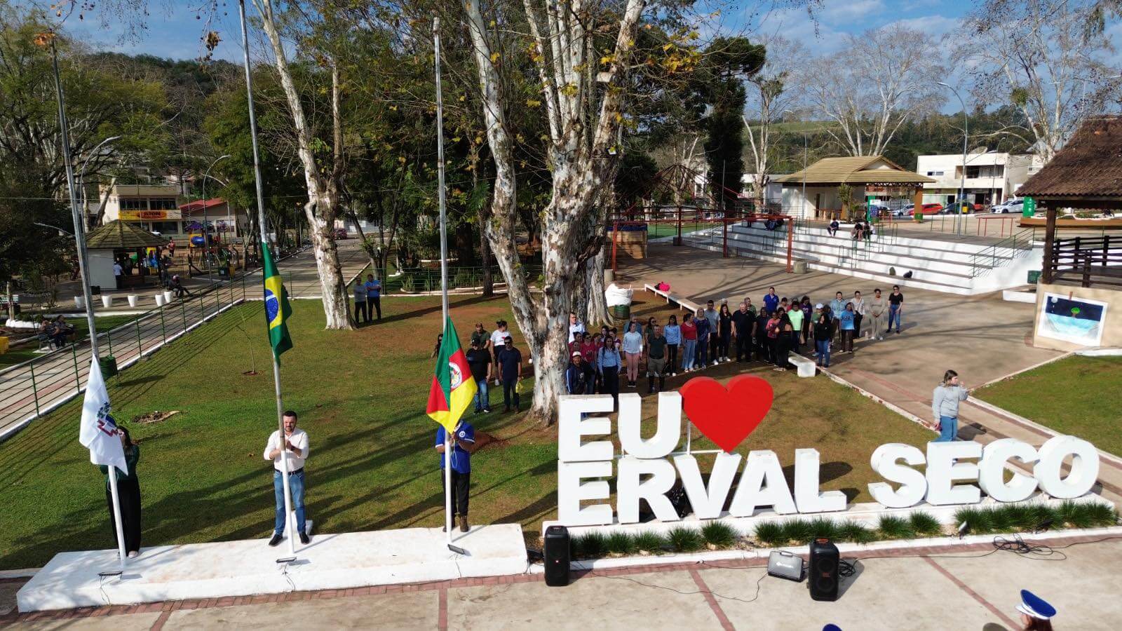 Capa Prefeitura de Erval Seco dá início às atividades da Semana da Pátria com a chegada da Centelha da 88ª Corrida do Fogo Simbólico