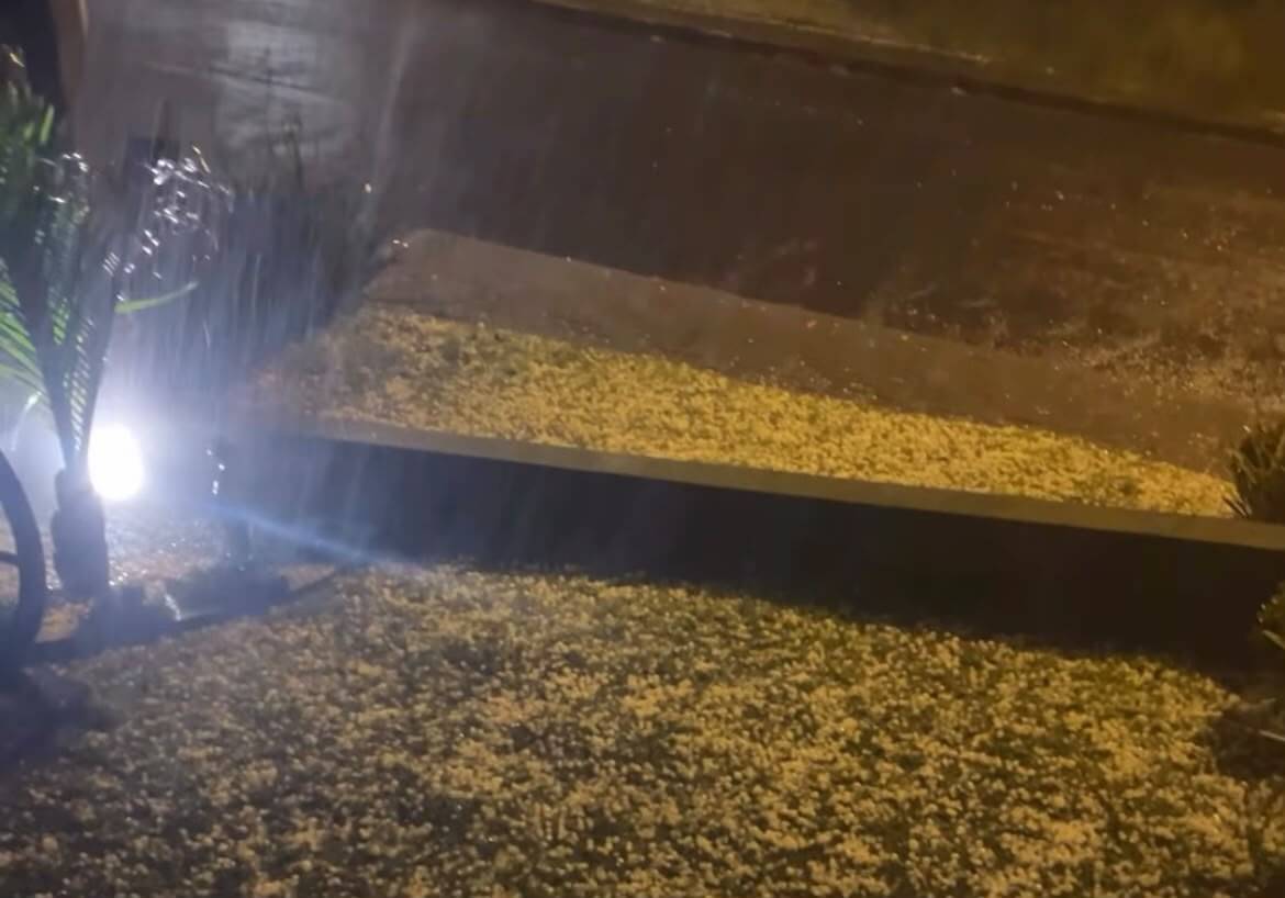 Capa Queda de granizo é registrada em Redentora, Coronel Bicaco, Três Passos e região de FW