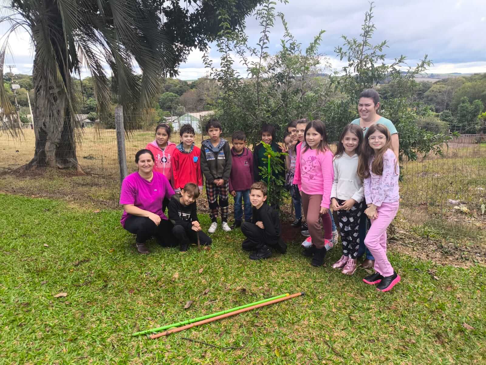 Capa Alunos do 3º ano, da Escola Municipal Maria Belmont Albert realizam projeto "Meu Ambiente Sustentável"