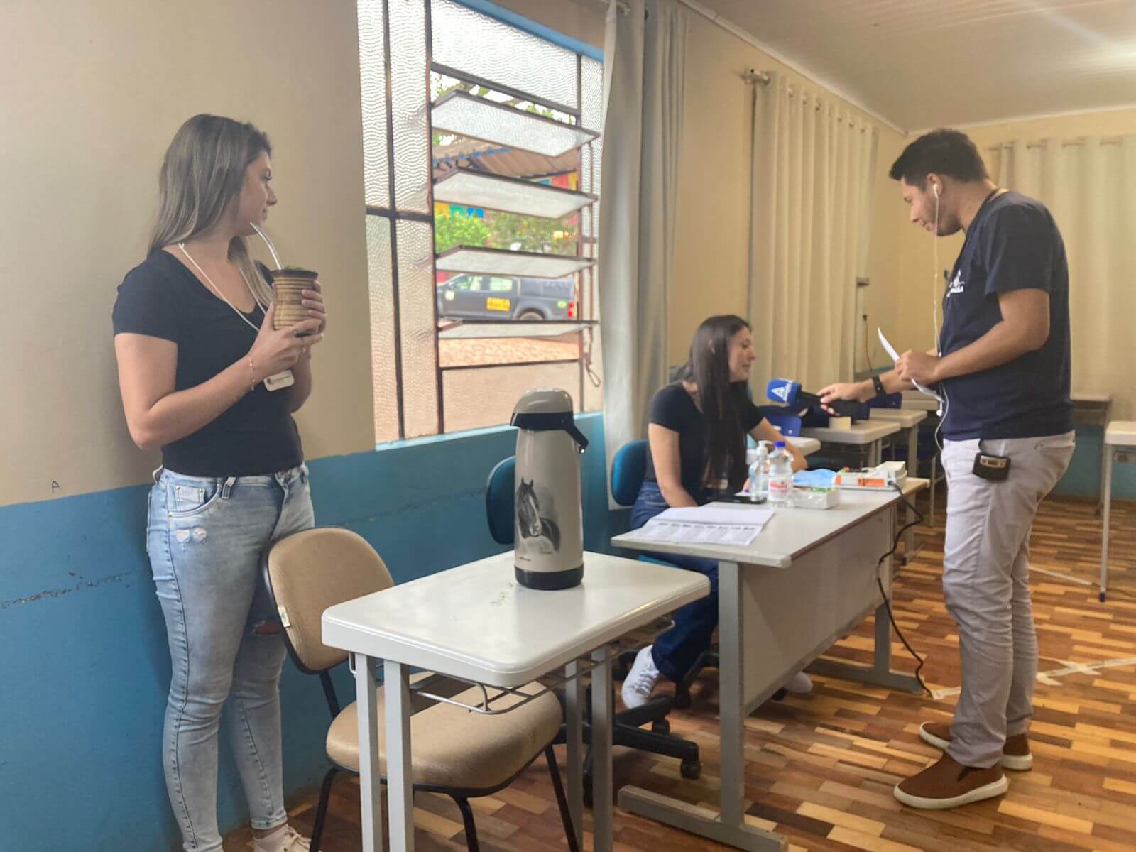 Capa Movimento segue tranquilo em Redentora durante domingo de eleição