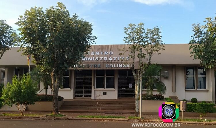 Capa Redentora define ponto facultativo em razão do Dia do Servidor Público