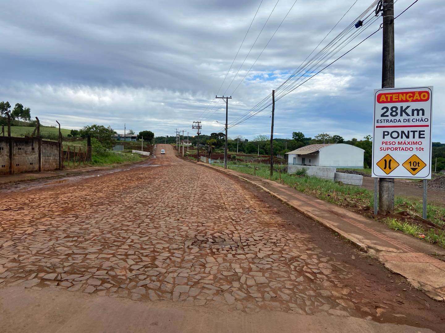 Capa Nova sinalização orienta motoristas no acesso ao Bairro Vitória e Redentora