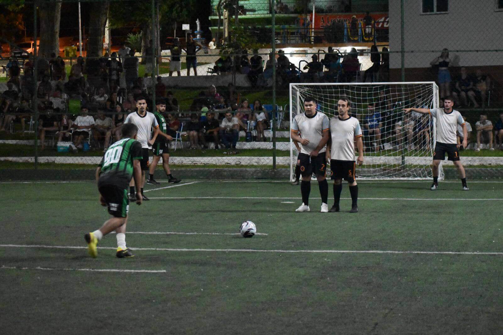 Capa 3º Campeonato da Praça será realizado no Bairro Lemes devido a obras na quadra