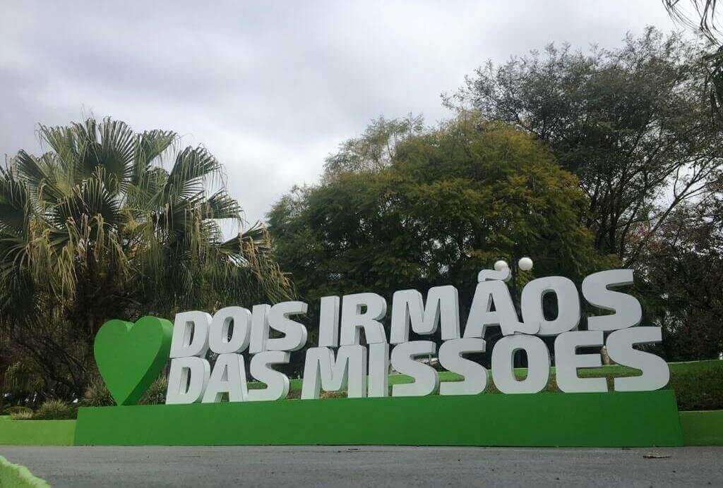 Capa Dois Irmãos das Missões conquista selo prata na alfabetização