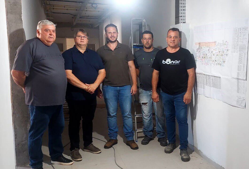 Capa Administração Municipal inicia execução do projeto de climatização do Hospital Santa Rita de Cássia em Redentora