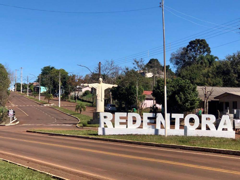 Capa Pracinha de Brinquedos de Redentora passa por reformas para melhorias no espaço infantil